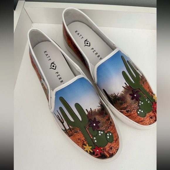 Katy Perry ‘The Beverly’ Limited Edition Slip-Ons - Picture 2 of 9